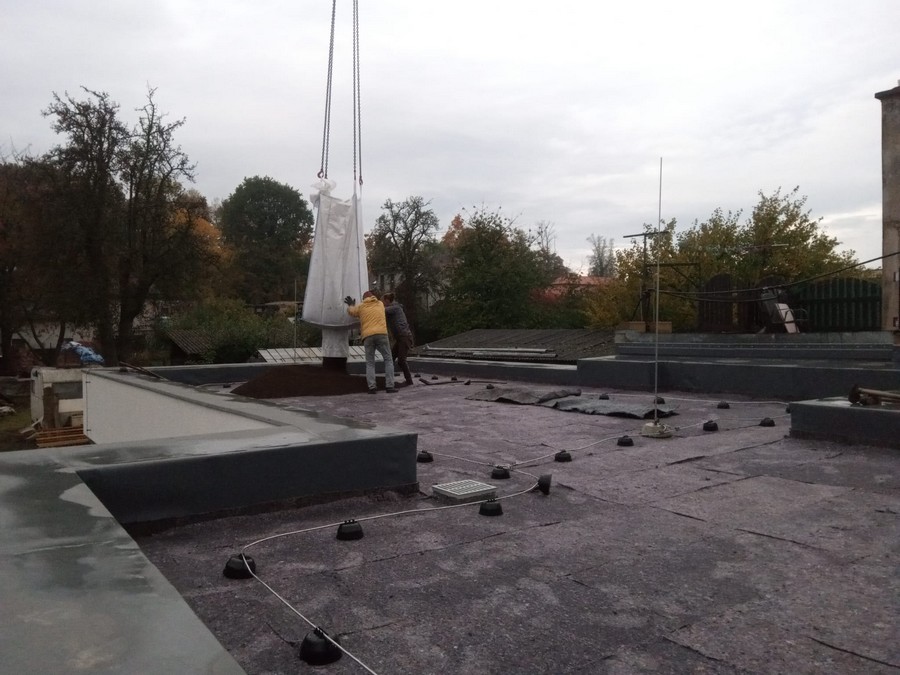 Práce našich strojů - střecha